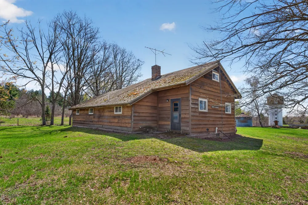 29224 Hawk Nest Lane Hinckley, MN 55037