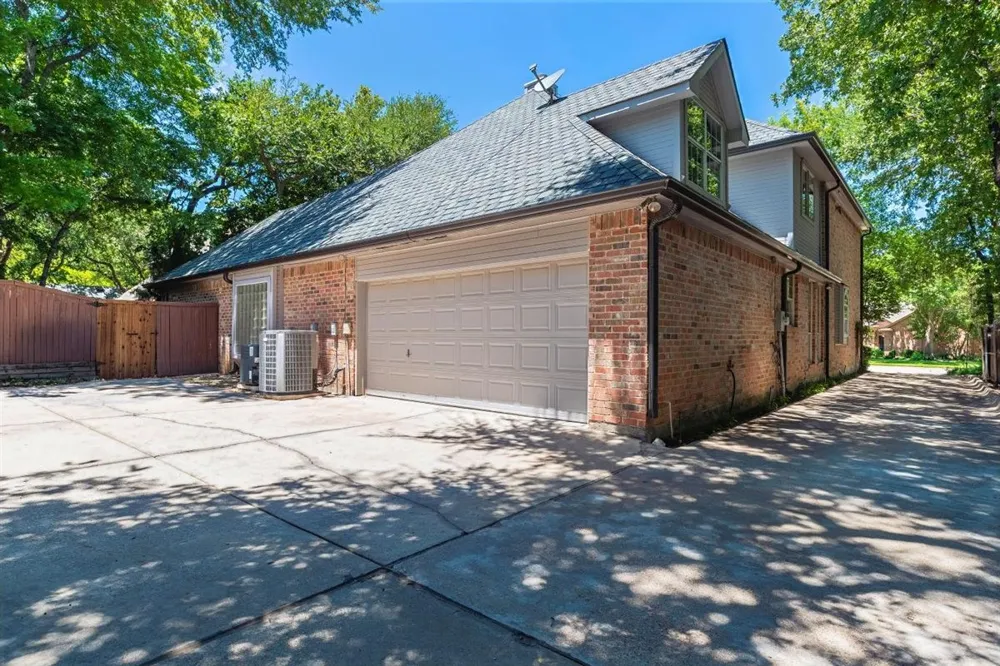 301 W Mill Valley Drive Colleyville, TX 76034