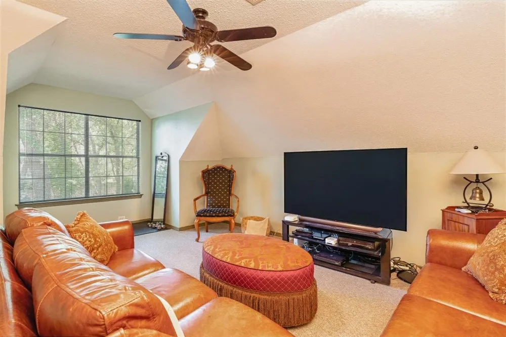 301 W Mill Valley Drive Colleyville, TX 76034