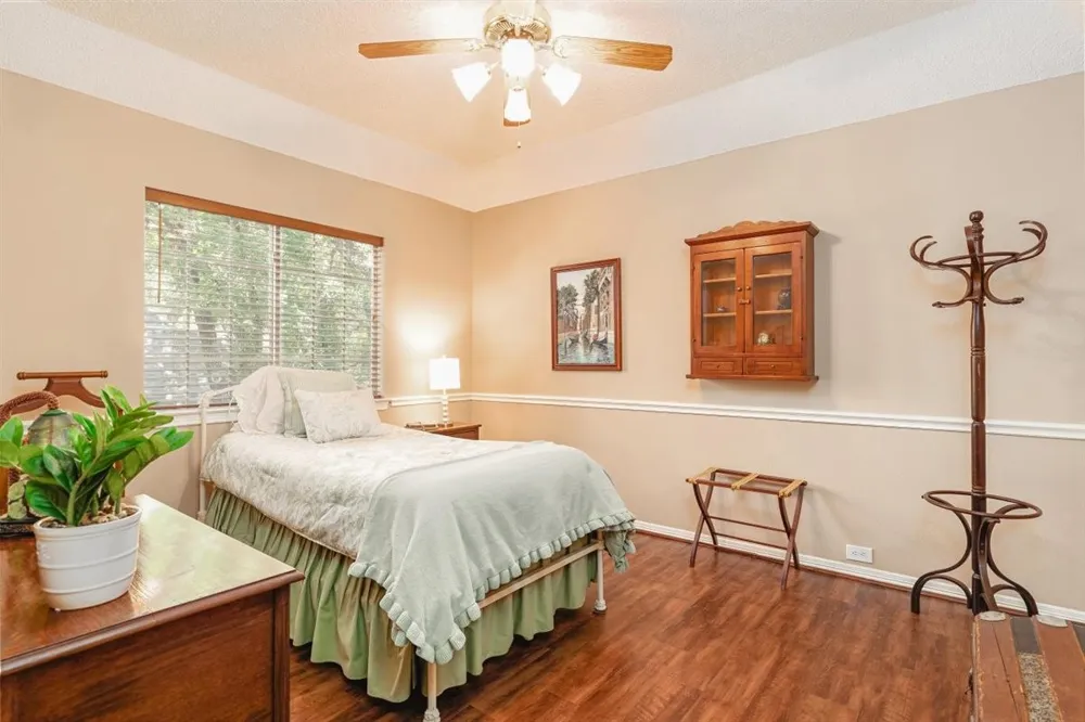 301 W Mill Valley Drive Colleyville, TX 76034