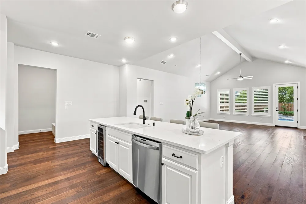 117 Tequesta Trail Highland Village, TX 75077