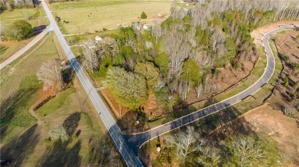 5441 Oak Manor Way Murrayville, GA 30564
