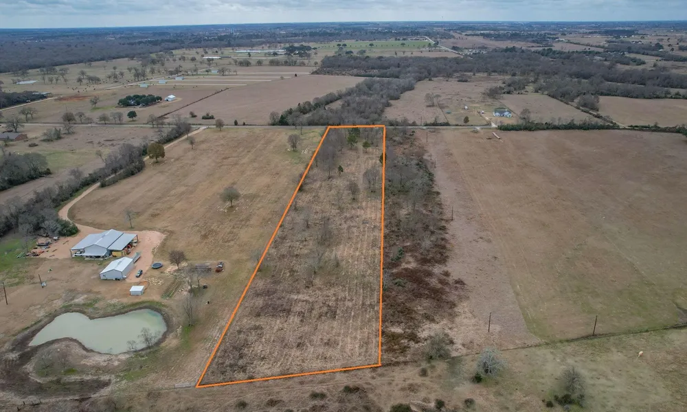 32186 Howell Road Waller, TX 77484
