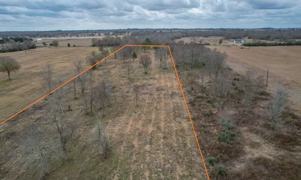 32186 Howell Road Waller, TX 77484