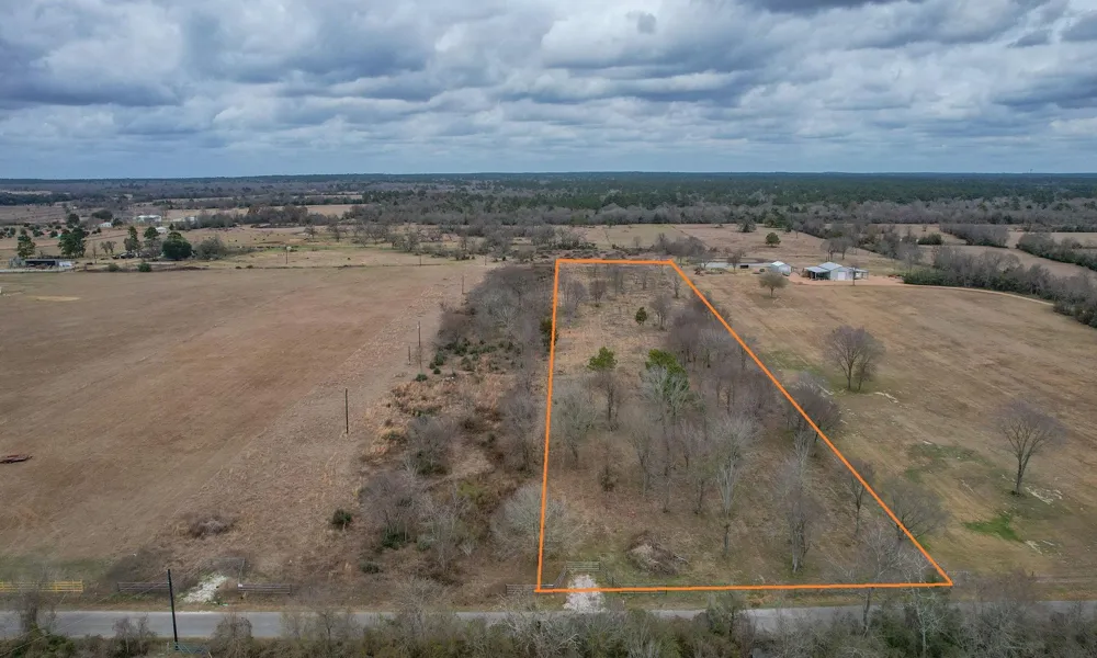 32186 Howell Road Waller, TX 77484