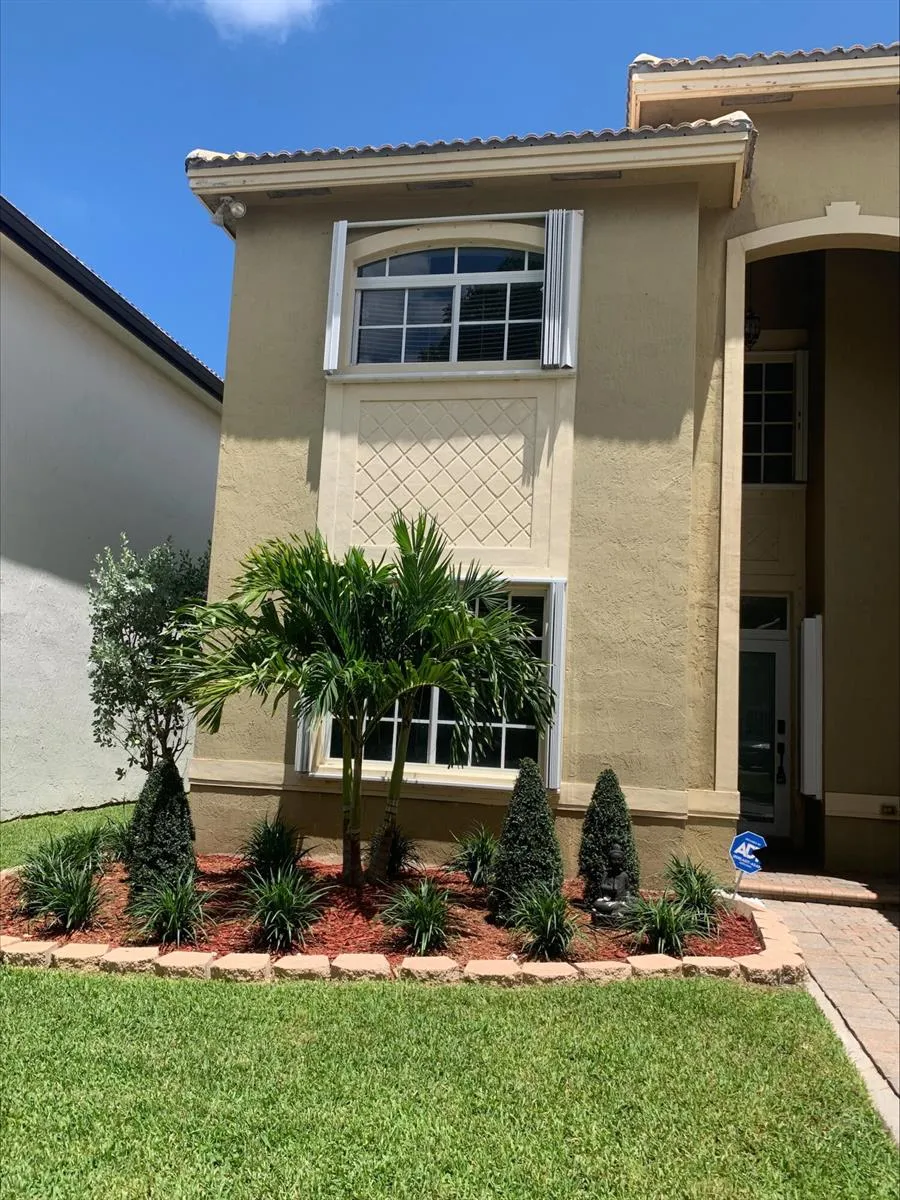 20901 SW 88TH COURT Cutler Bay, FL 33189