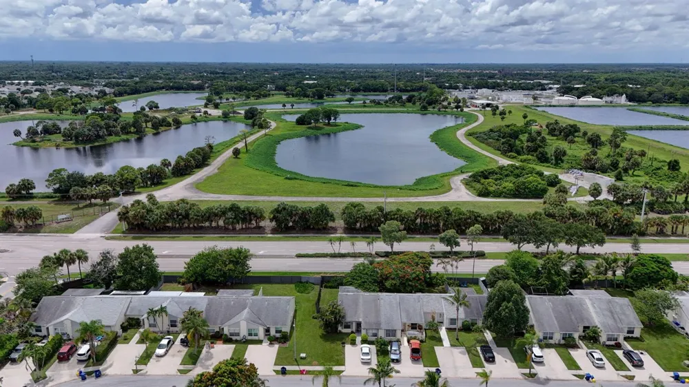 262 Palmetto Court Jupiter, FL 33458