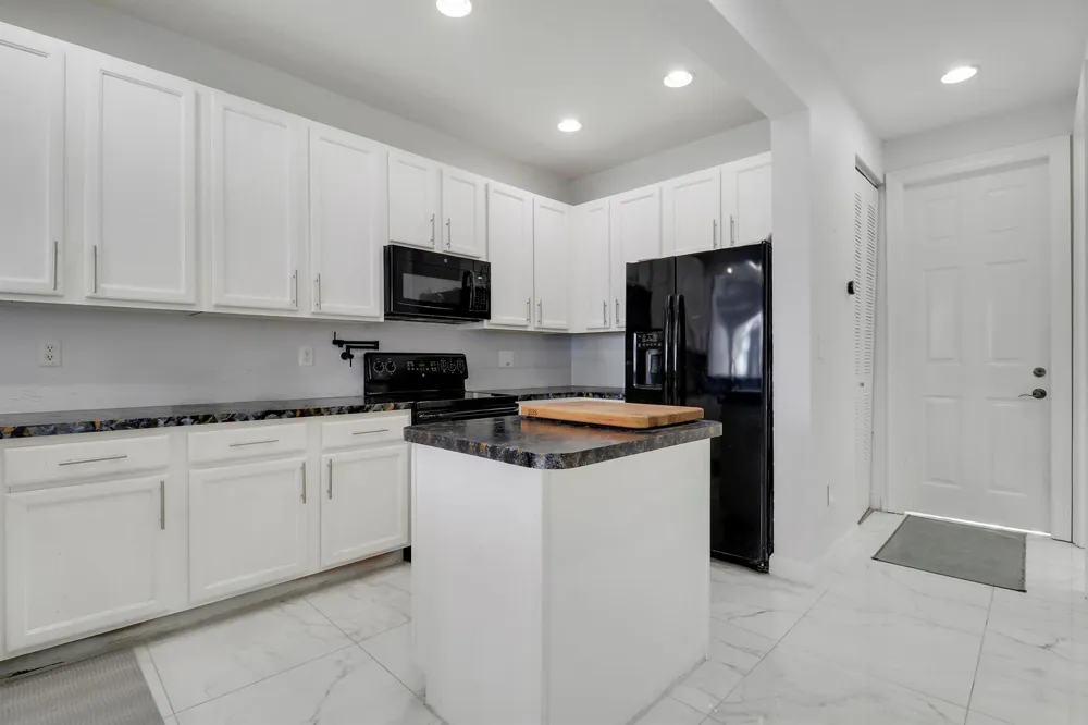 880 Millbrae Court #3 West Palm Beach, FL 33401