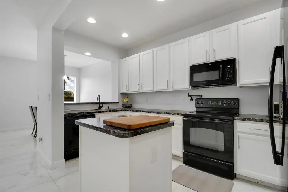 880 Millbrae Court #3 West Palm Beach, FL 33401