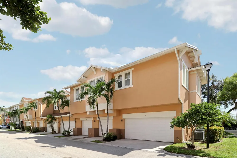 880 Millbrae Court #3 West Palm Beach, FL 33401