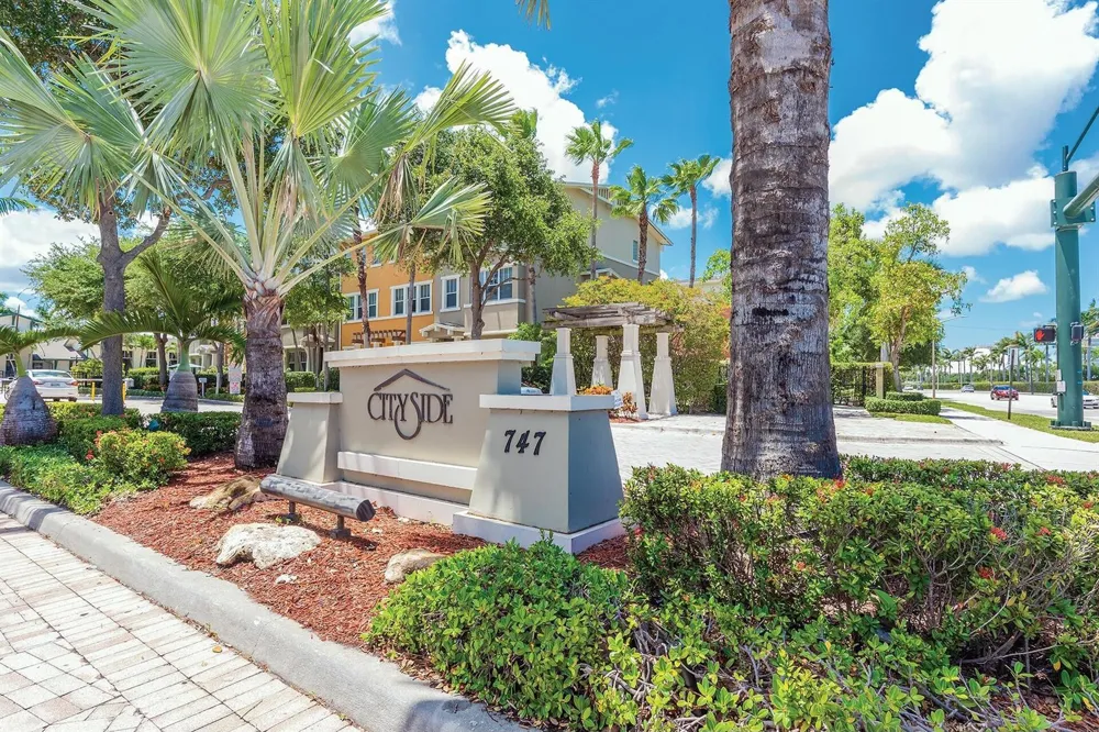880 Millbrae Court #3 West Palm Beach, FL 33401