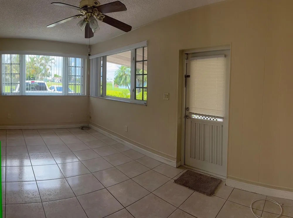 1117 NE 23RD STREET Belle Glade, FL 33430
