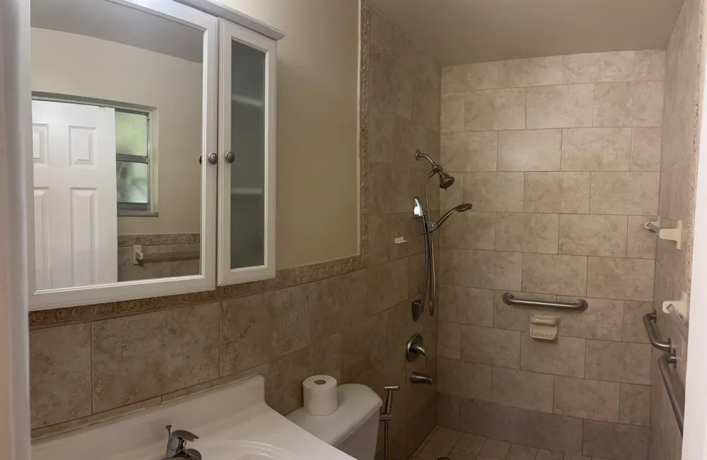 1117 NE 23RD STREET Belle Glade, FL 33430