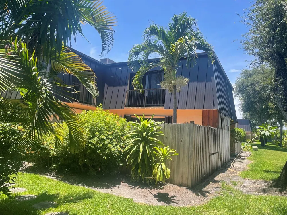 2457 Waterside Drive Lake Worth, FL 33461