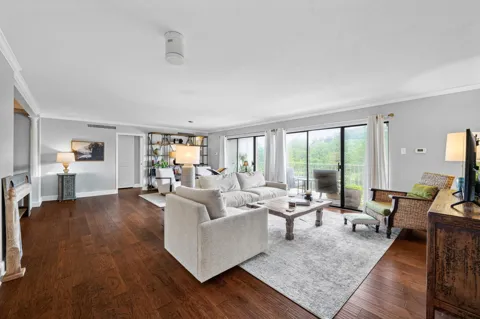 1414 Continental Drive #407+409