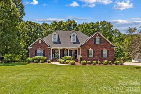 276 Falcon Crest Lane