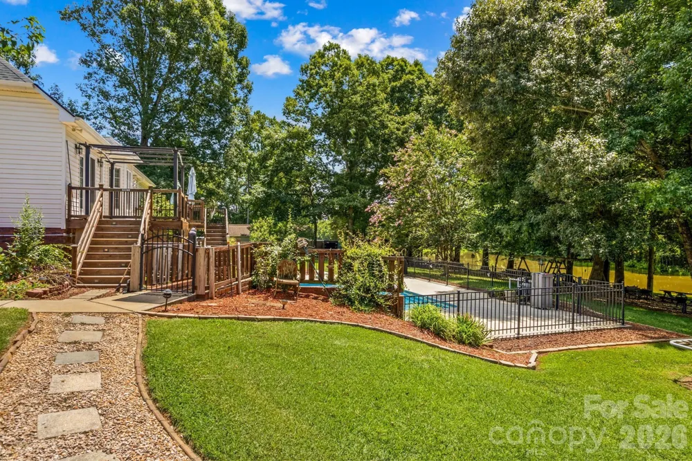 276 Falcon Crest Lane Salisbury, NC 28147