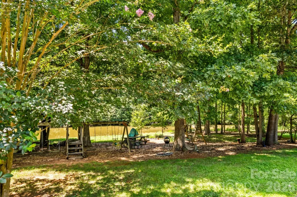 276 Falcon Crest Lane Salisbury, NC 28147