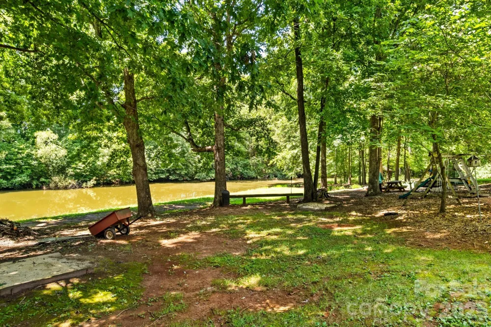 276 Falcon Crest Lane Salisbury, NC 28147