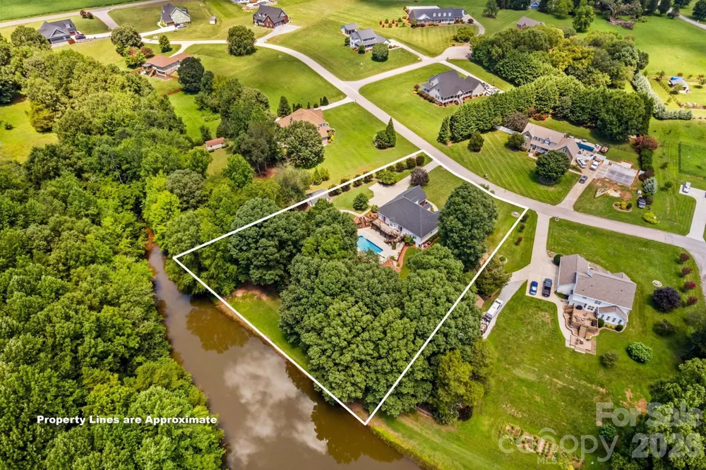 276 Falcon Crest Lane Salisbury, NC 28147