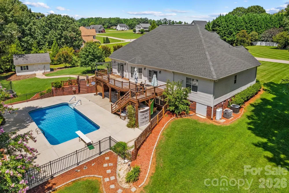276 Falcon Crest Lane Salisbury, NC 28147