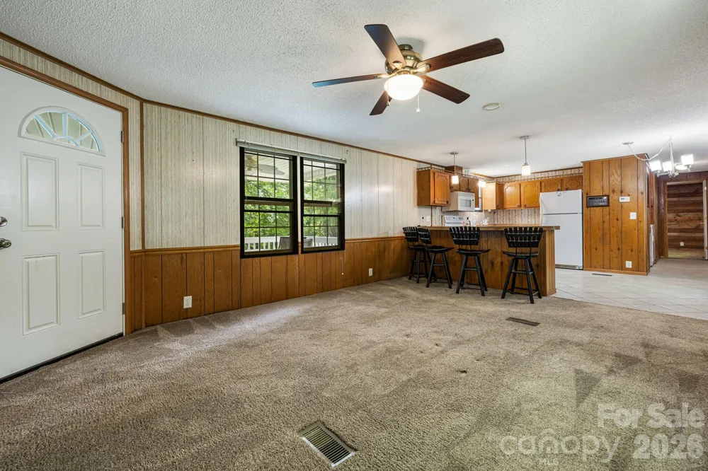 1903 Old Mountain Road Mars Hill, NC 28753
