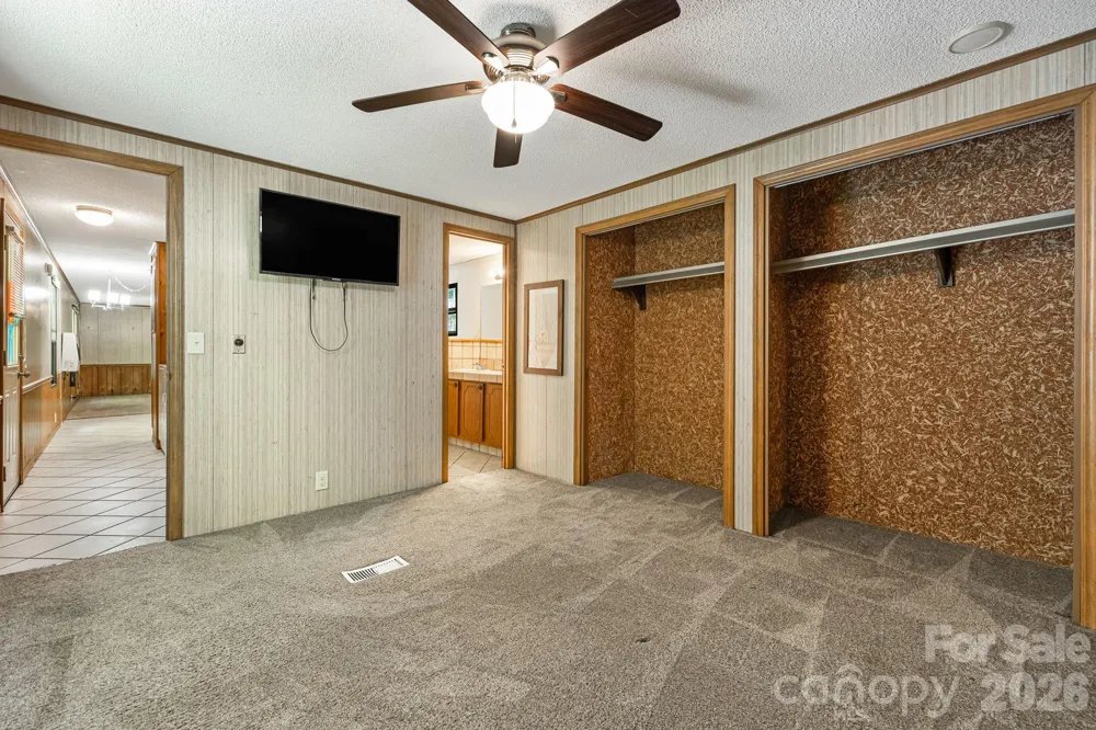 1903 Old Mountain Road Mars Hill, NC 28753