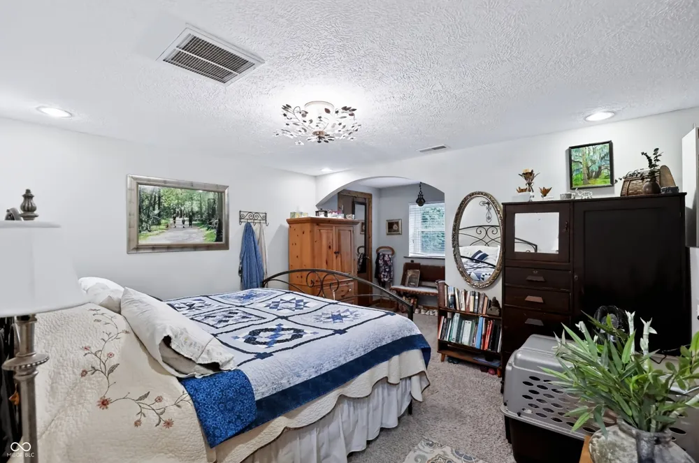 11650 75 W Alexandria, IN 46001