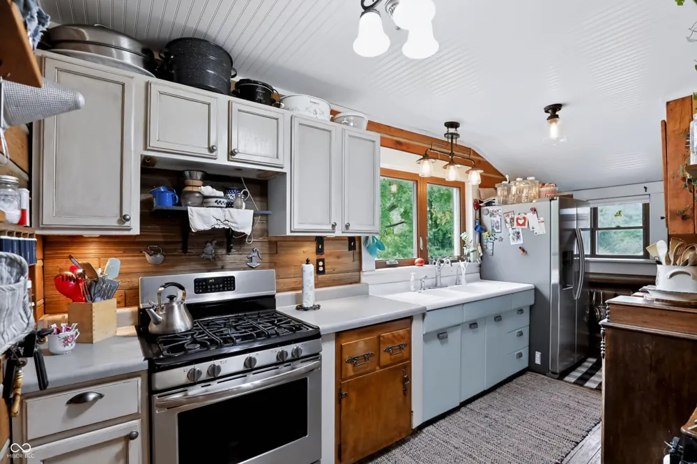 11650 75 W Alexandria, IN 46001