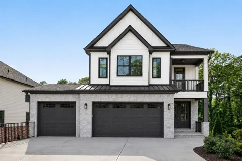 5635 Meadowstone Walk