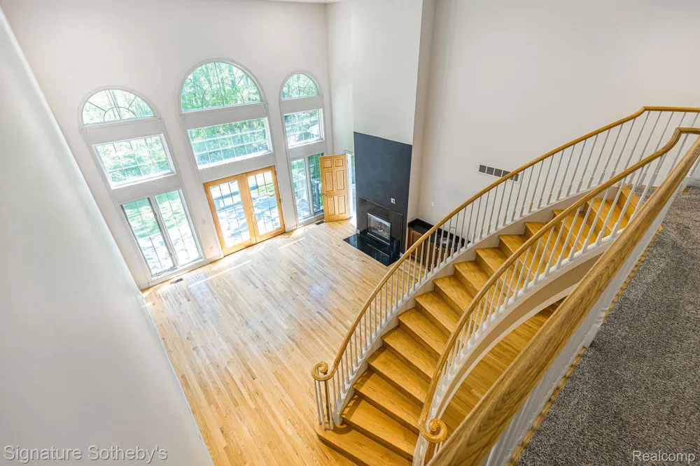 2855 Cranbrook Ridge Court Oakland Charter Township, MI 48306