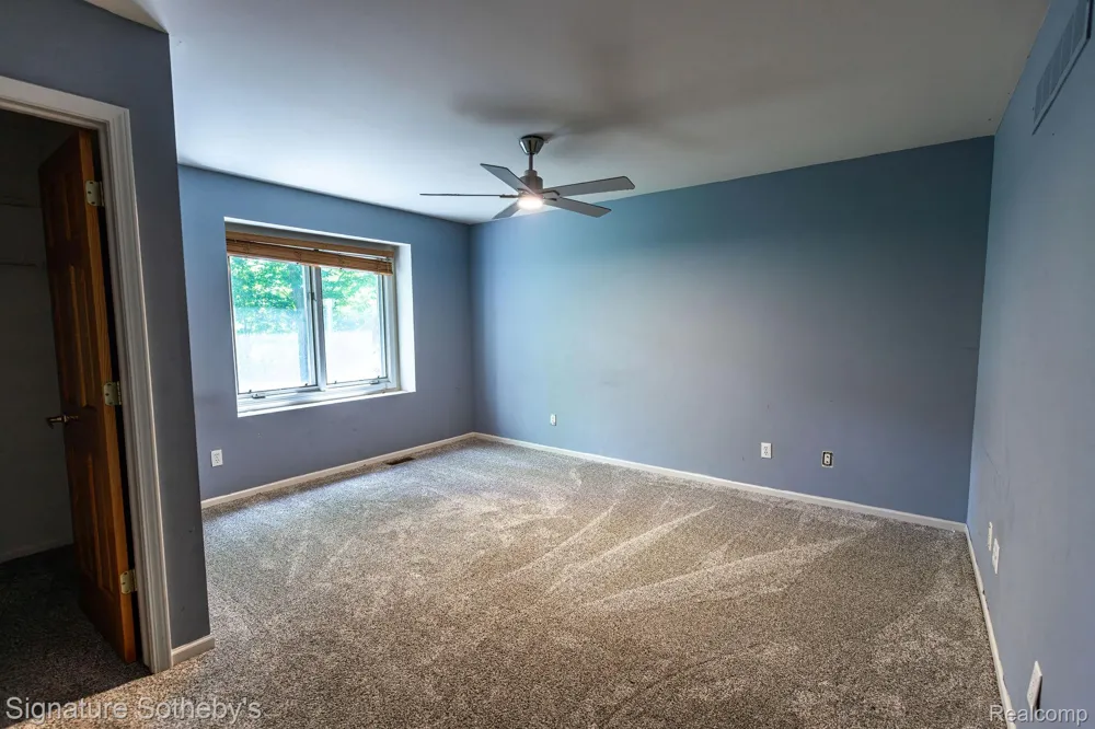 2855 Cranbrook Ridge Court Oakland Charter Township, MI 48306