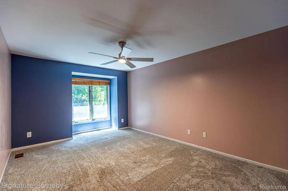 2855 Cranbrook Ridge Court Oakland Charter Township, MI 48306