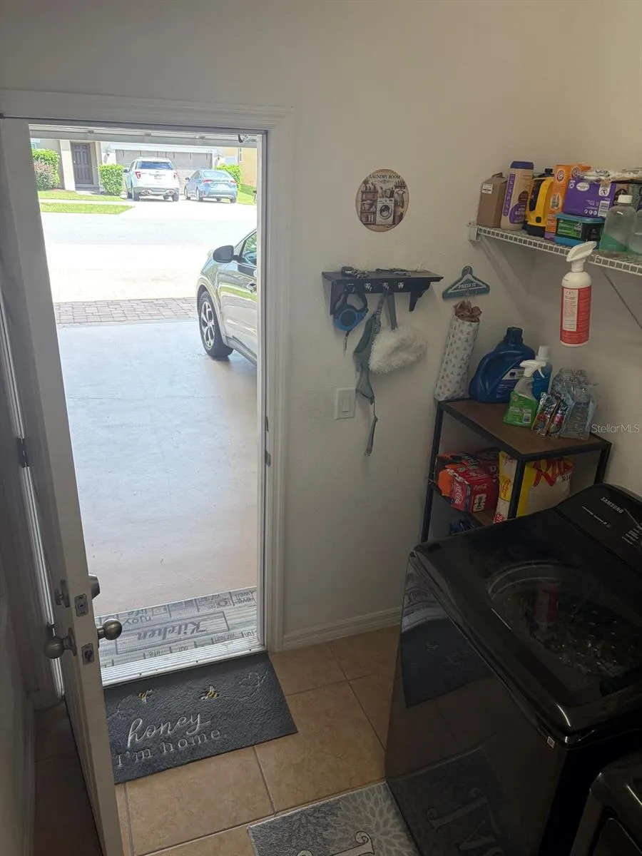 272 SPARROW HAWK DRIVE Groveland, FL 34736
