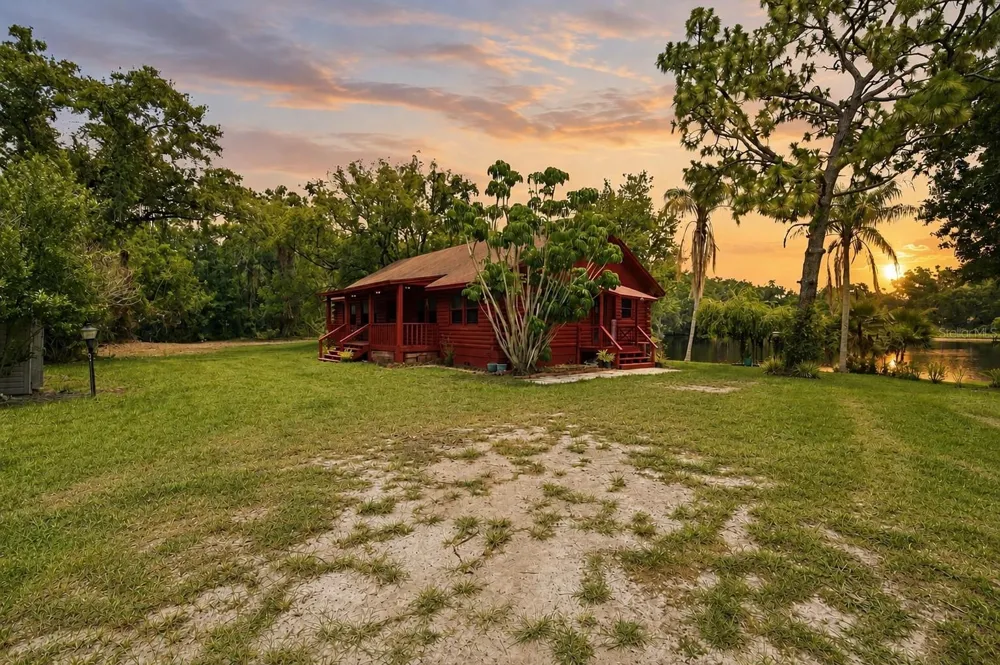 6409 CHISWICK COURT New Port Richey, FL 34655