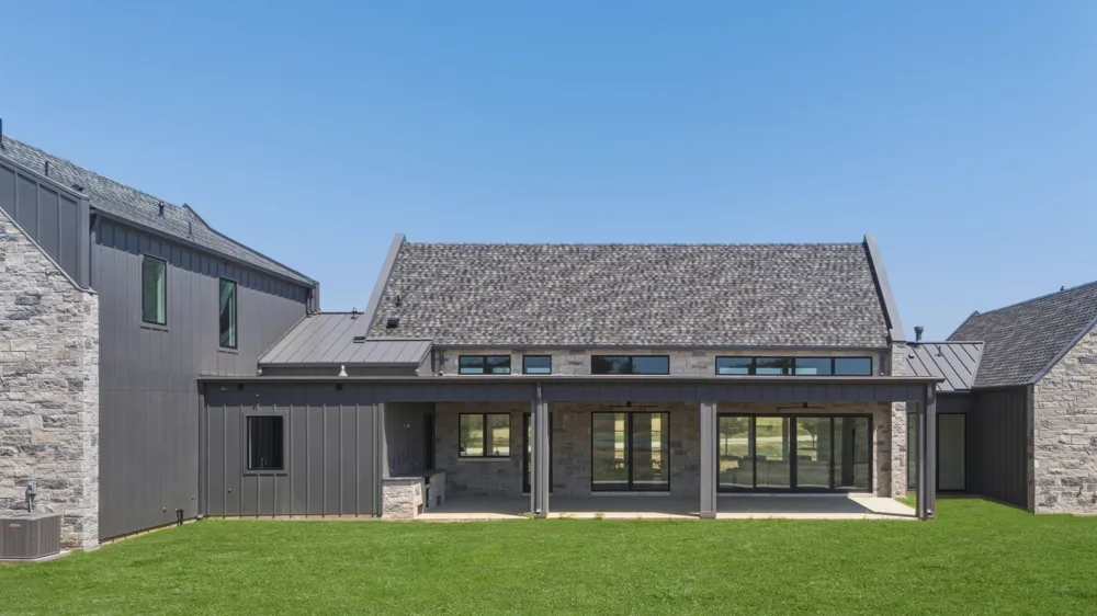 920 Waters Edge Sanger, TX 76266