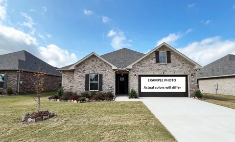 403 Hummingbird Lane
