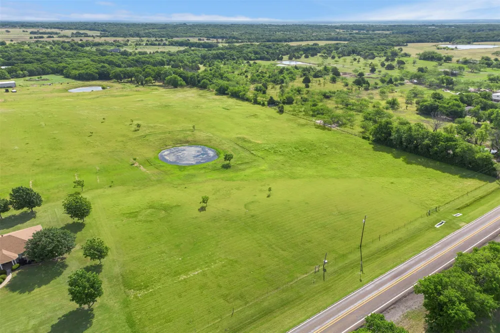 Fm 660 Ennis, TX 75119