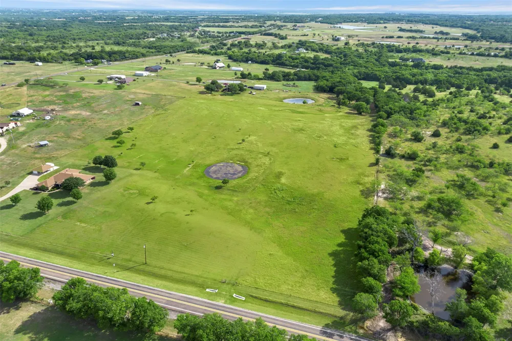 Fm 660 Ennis, TX 75119