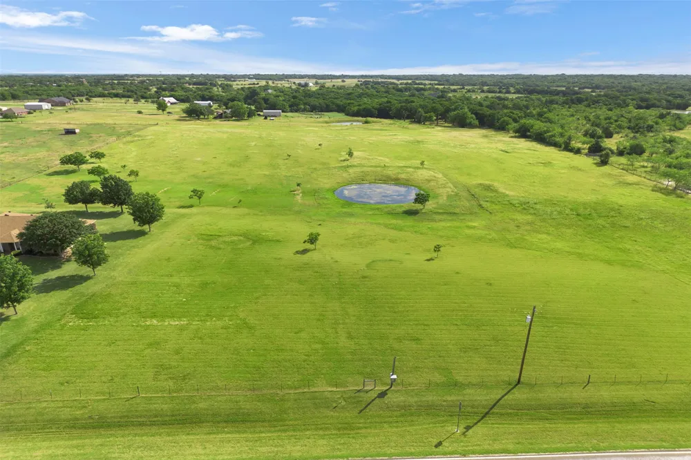 Fm 660 Ennis, TX 75119