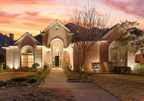 5327 Willow Wood Lane