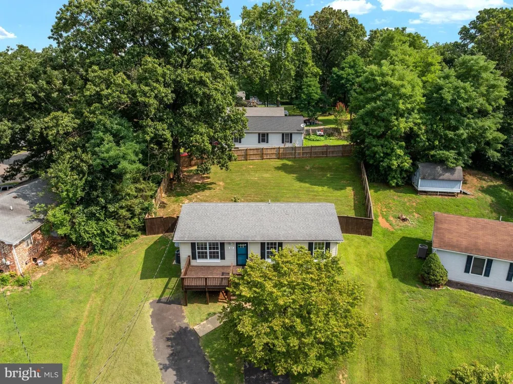 57 CRESTVIEW Front Royal, VA 22630