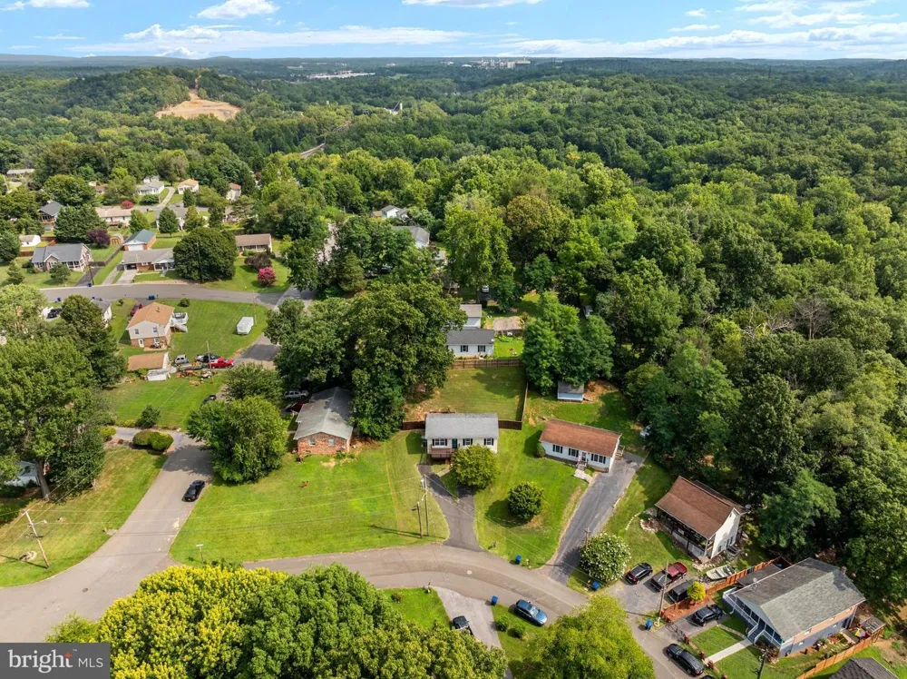 57 CRESTVIEW Front Royal, VA 22630
