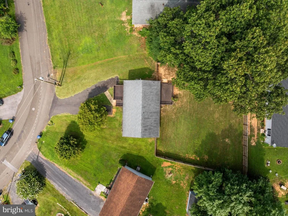 57 CRESTVIEW Front Royal, VA 22630