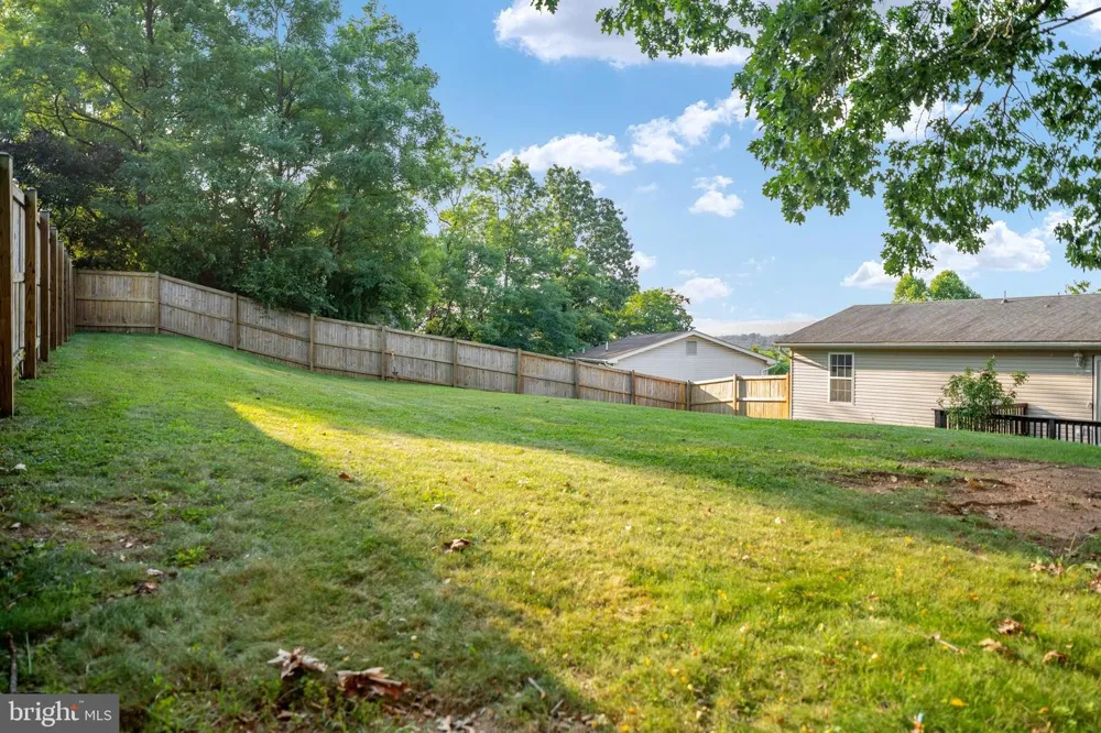 57 CRESTVIEW Front Royal, VA 22630