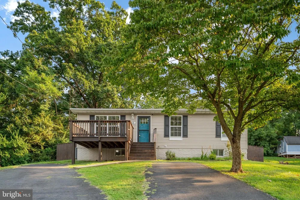 57 CRESTVIEW Front Royal, VA 22630