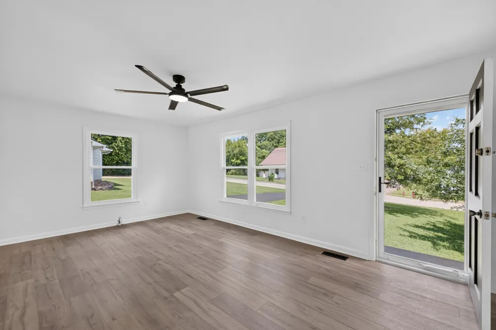 517 Wall St Mount Pleasant, TN 38474