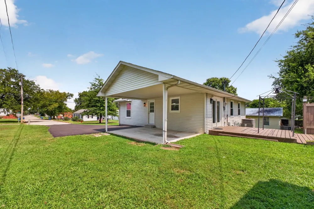 517 Wall St Mount Pleasant, TN 38474