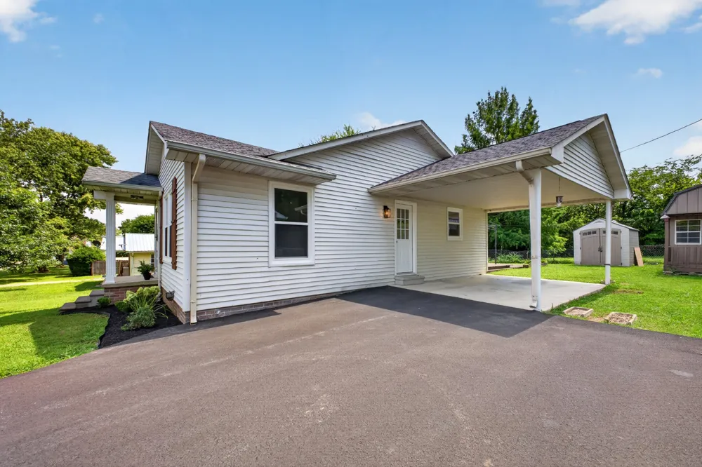 517 Wall St Mount Pleasant, TN 38474