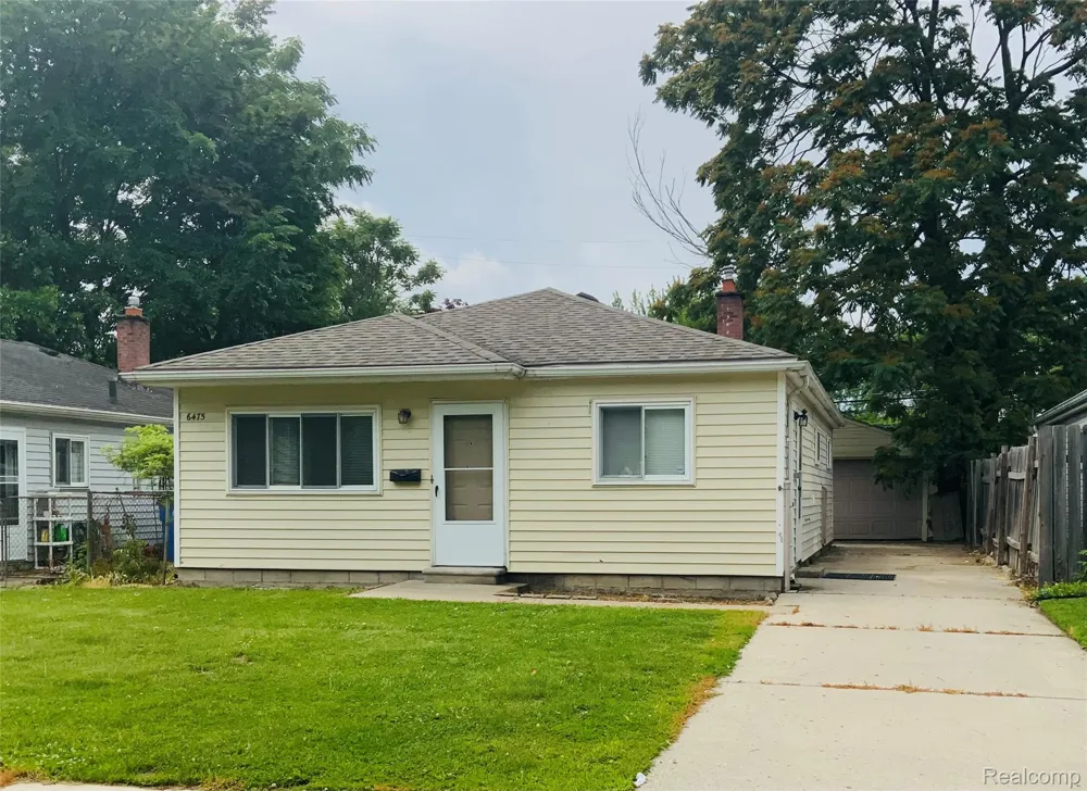 6475 Highland Street Dearborn Heights City, MI 48127